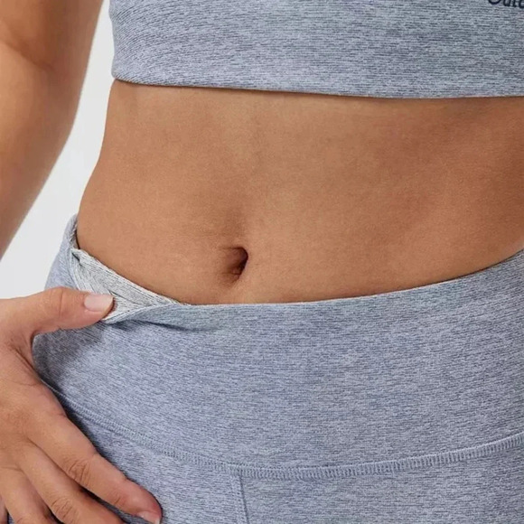 Outdoor Voices Women's Springs 7/8 Legging Sz M - Picture 6 of 6